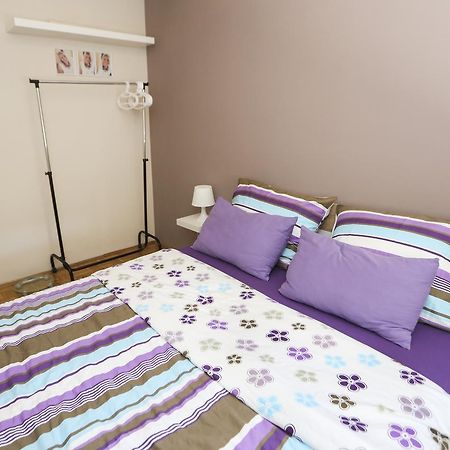 Modern Apartment With Free Parking Novi Sad Esterno foto
